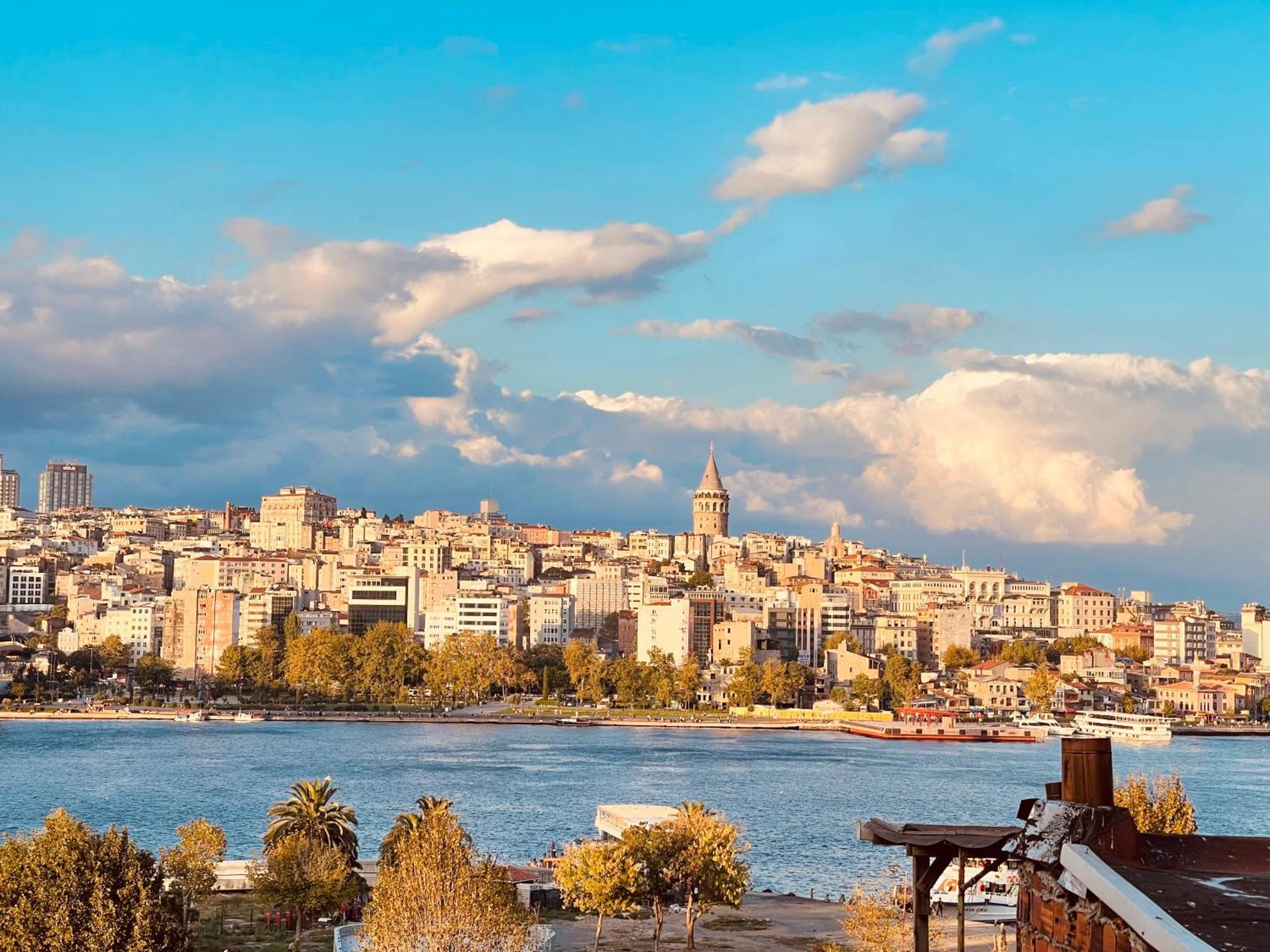 The Astra Hotel Istanbul Exterior photo
