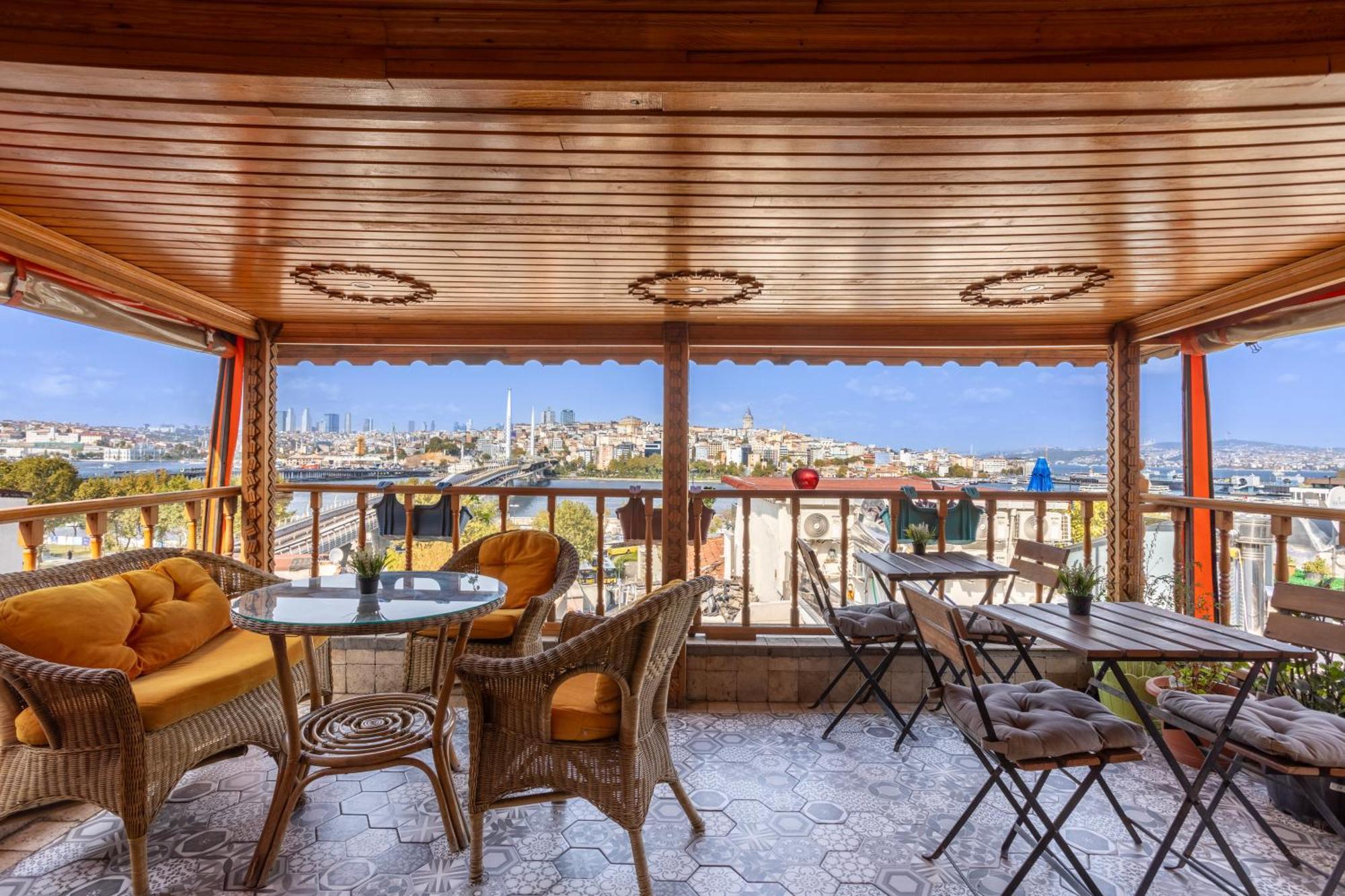 The Astra Hotel Istanbul Exterior photo